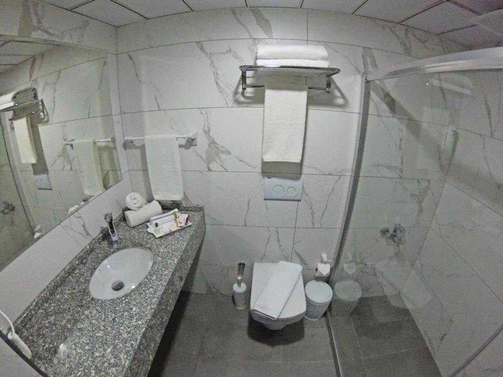 Asiwa Hotel إسكيشير المظهر الخارجي الصورة