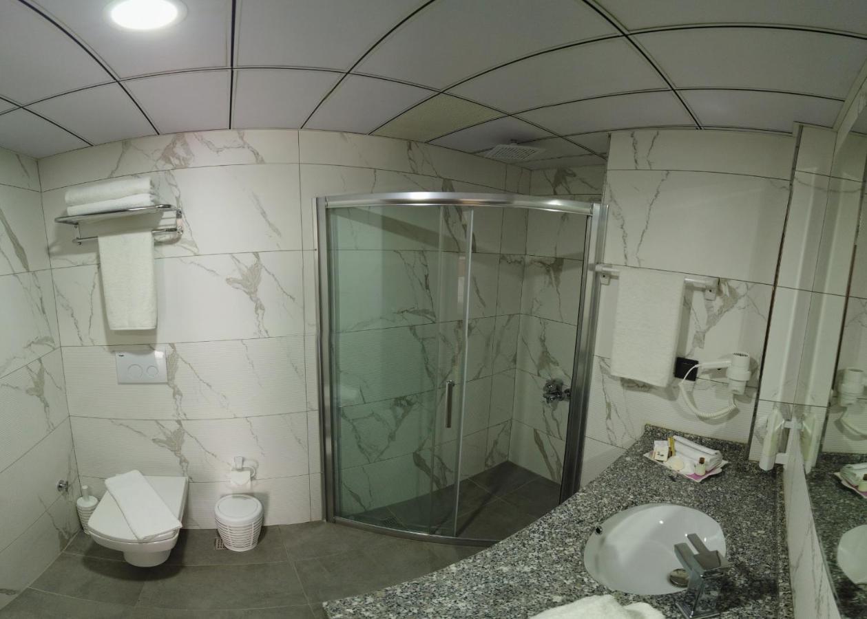 Asiwa Hotel إسكيشير المظهر الخارجي الصورة